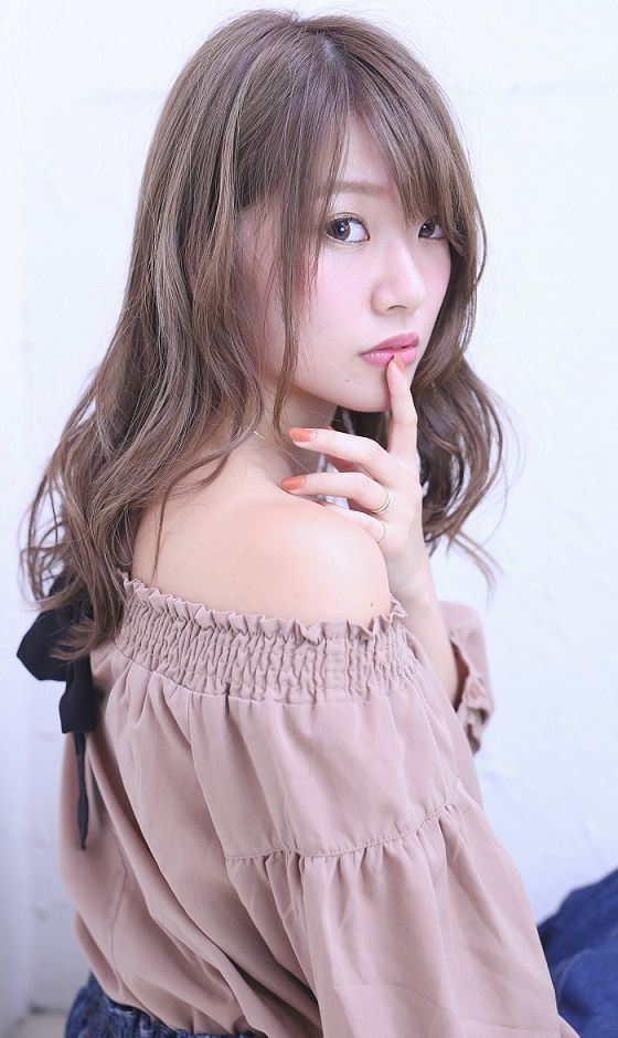 【清水】≪月8日休み!年1回の特別4連休あり≫オーナーさんからマンツーマンで指導を受けられますよ!興味のある方は撮影にも携われるチャンスあり!全ての女性をキレイにするflorun.(フロール)からアシスタント(美容師)の求人☆☆