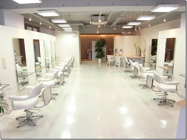 【志木】≪月給27万スタート≫≪社会保険完備♪≫≪有給休暇年10日≫など長く働きやすい環境が整ったアットホームなサロンです！独自の集客技術で入客チャンスも！「hair & make azur 志木店（ヘアー アンドメイクアズールシキテン）」からスタイリスト（美容師）の求人★☆