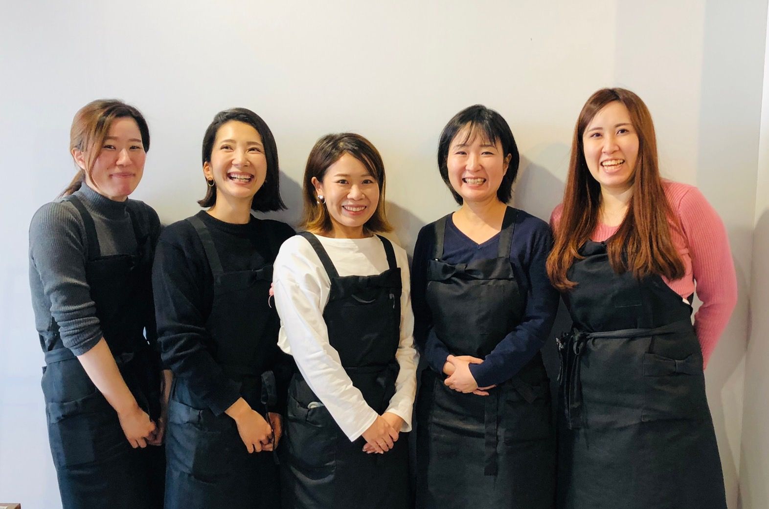 【西鉄香椎】≪社会保険完備≫≪完全週休2日制≫≪実働8時間≫美容室とは思えない好条件!女性スタッフが長く働ける環境を目指します!女性のためのトータルビューティーサロン「ACRO HAIR&NAIL(アクロヘアーアンドネイル)」からアシスタント(美容師)の求人☆☆