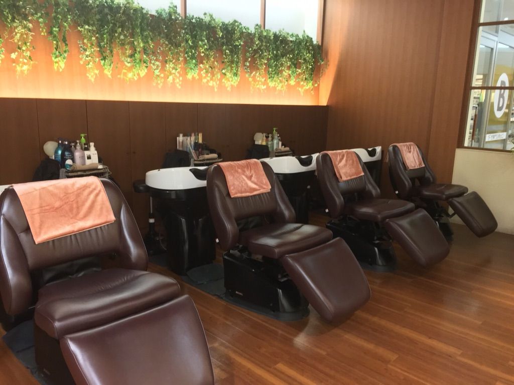 【小倉】◇◆月8日休み◆月給20万円スタート◆営業時間内レッスン可能◆2年以内のデビュー可能◆◇好待遇サロンからスタッフ募集☆ライフスタイルに合わせてあなたらしく働ける環境がきっとあります！SAKO beauty イオン店（サコビューティーイオンテン）からアシスタント（美容師）の求人★☆