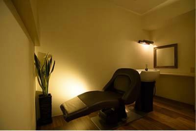 【茶屋町】≪月27万円スタート≫≪入客チャンスあり◎≫穏やかなスタッフたちが魅力☆お洒落な街角の隠れ家サロン“face(フェイス)”からスタイリスト（美容師）の求人☆★☆