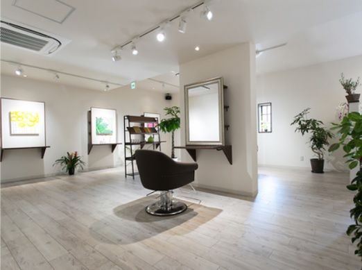 【三田駅】≪社会保険完備御≫≪家族手当あり≫高単価なメニューで1日3名のみの施術なのでお客様と密に関われます！予約状況によっては土日の休みも取れる素敵なお店です！“1518（イチゴイチエ）”からスタイリスト（美容師）の求人★☆