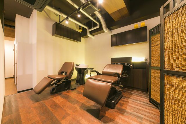 【博多駅】アクセス抜群のシェアサロン！！顧客様をお持ちの方にオススメです！！完全自由出勤で自分の時間も大切にできるヘアサロン「hair make mahora（ヘアーメイクマホラ）」からスタイリスト（美容師）の求人☆★☆