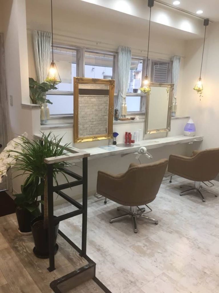 【椥辻】◇◆日曜定休あり◆月7,8日休み◆平均退社19時台◆◇ママさんスタイリスト大歓迎!結婚や出産をした後でも働きやすい環境をととのえています!プライベートも大切にできるオシャレサロンhair COCO(ヘアーココ)からスタイリスト(美容師)の求人☆☆