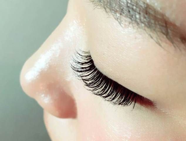 【西宮北口】≪社会保険完備≫≪完全週休2日≫エリア高水準のお給料！のびのびと働ける環境を整えています！「nail and eyelash salon THREE（ネイルアンドアイラッシュサロンスリー）」からアイリスト（まつげエクステ・まつげパーマ・アイブロウ）の求人☆☆