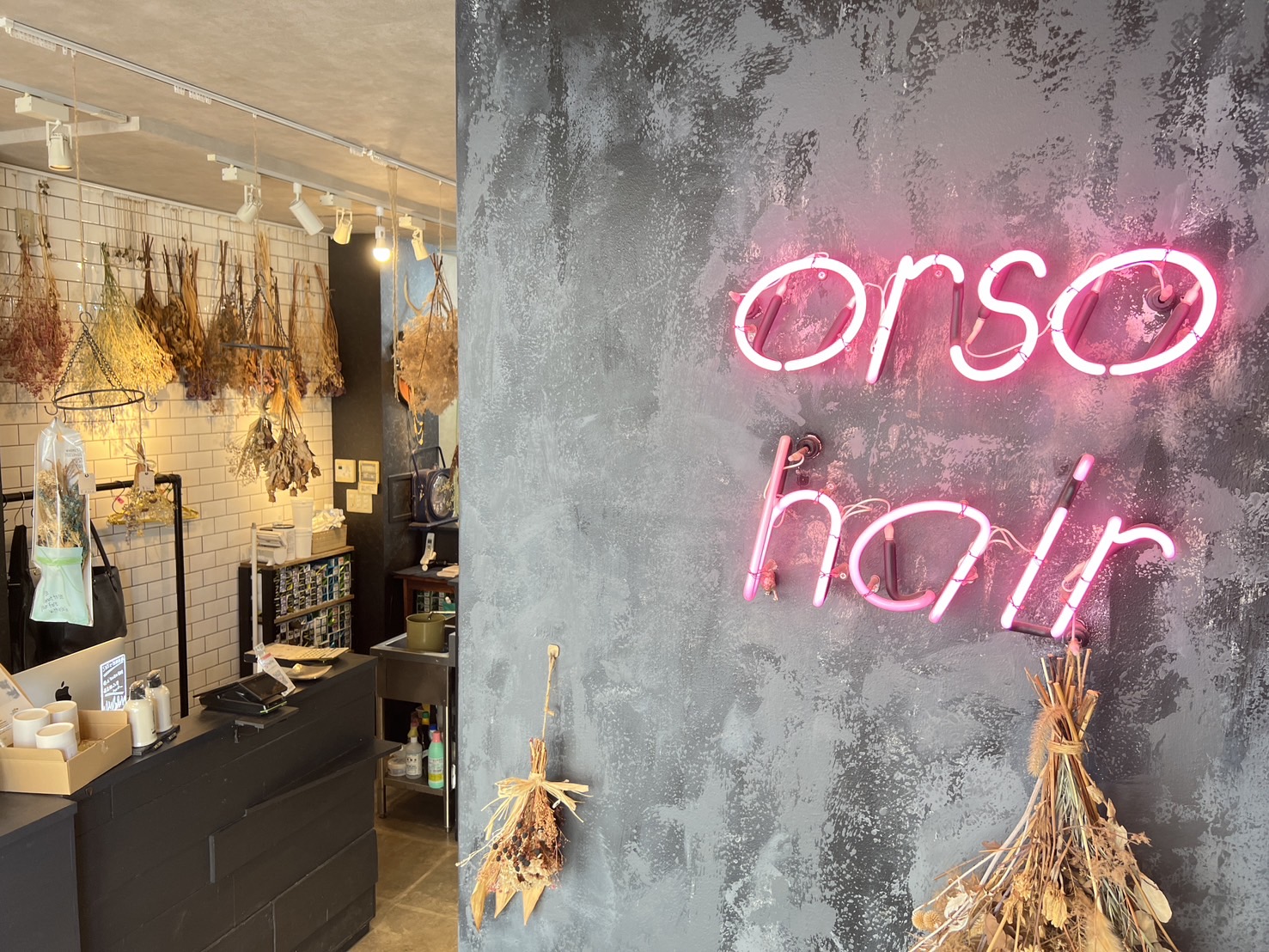 【三国】≪営業中レッスンOK≫≪社会保険完備≫≪完全週休2日制≫レッスン残業はほとんどないため、予約に応じて17時退勤もあり!2年でデビューを目指せる少人数サロン「orso hair(オルソーヘアー)」からアシスタント(美容師)の求人☆★