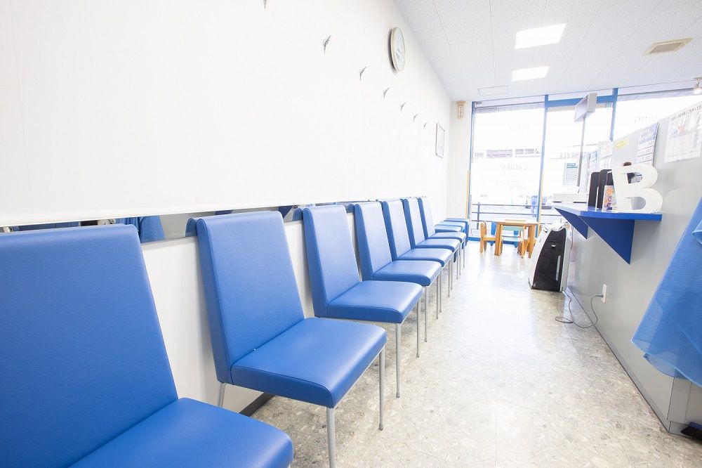 【近鉄八尾】≪技術者は月給33万スタート！見習いでも月給23万円スタート≫努力した分、しっかり評価をしてもらえるサロンです！理容師としてのやりがいをしっかり感じられる環境！「BB STYLE 八尾店（ビービースタイルヤオテン）」から理容師（見習い・中習・技術者）の求人☆★