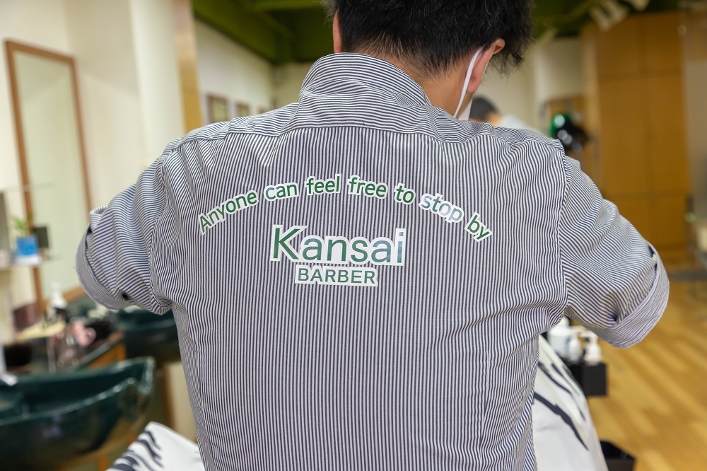 【近鉄高田市駅】≪休日選択可能≫≪社会保険完備≫努力した分、しっかり評価をしてもらえるサロンです！理容師としてのやりがいをしっかり感じられる環境★Kansai 高田店（カンサイタカダテン）から理容師（見習い・中習・技術者）の求人☆★