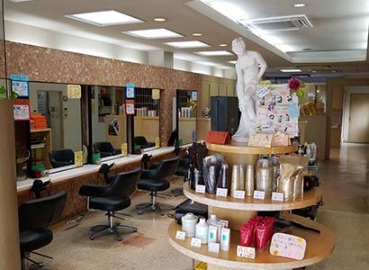 【田主丸】≪社会保険完備≫≪完全週休2日制≫営業時間は18時迄なので身体の負担が少なく長くお仕事出来る環境のヘアサロン「ピンク美容室(ピンクビヨウシツ)」からアシスタント(美容師)の求人☆★
