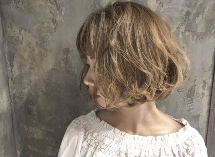 【大和八木】≪休日制選択可能＆社会保険完備≫特殊カラーが大人気！奈良から最先端のトレンドを発信しつづける人気サロン。お店を盛り上げてくれる方大募集中！「The hair D.Log（ザヘアーディードットログ）」からスタイリスト（美容師）の求人☆★☆