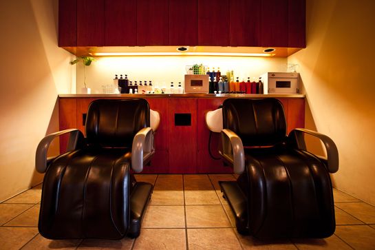 【上桂】≪社会保険完備≫≪完全週休2日制≫≪20時で退勤可能≫地域の方に人気のオシャレなサロン!働きやすい環境で、プライベートも充実できますよ「hair snip(ヘアースニップ)」からスタイリスト(美容師)の求人☆★☆