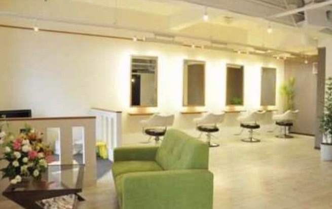 【豊中駅】≪パートスタッフ大歓迎!!≫≪週2日からOK！≫長く安心して勤められるサロン！子育て中の急なアクシデントにも理解があり臨機応変に対応します！「Jardan（ジャルダン）」からスタイリスト（美容師）の求人☆★☆