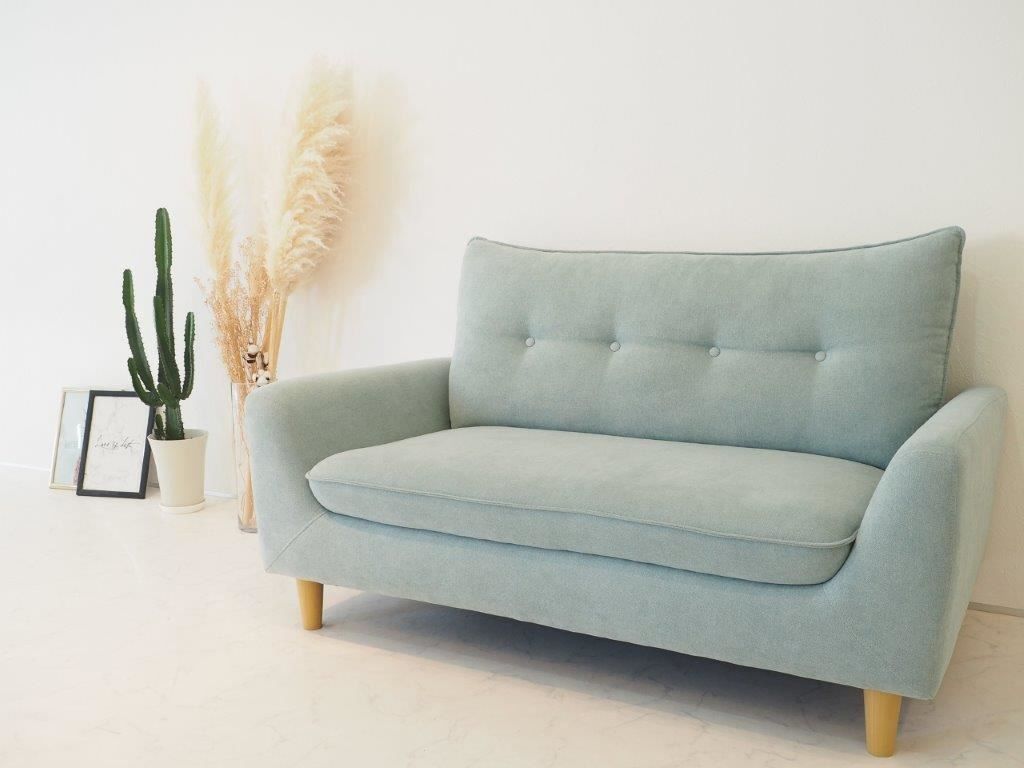 【心斎橋】≪正社員・パート・業務委託から選択OK≫≪正社員は実働8時間、完全週休2日≫≪勤務時間相談OK≫≪ハリウッドブロウリフト導入≫≪研修中もお給料あり≫清潔感溢れる白を基調としたおしゃれで可愛いサロン！アットホームで落ち着いた雰囲気！「lovit（ラビット）」からネイリスト（ネイル）の求人☆☆