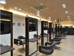 【鎌ヶ谷駅】◇◆日曜休みあり・月8日休み・寮あり・引っ越し支援金あり・産休育休制度あり・社会保険完備◆◇早期デビューも可能で超好待遇が人気!!サロンワーク以外の活動も盛んで、美容師としての仕事を思い切り楽しめます♪“GRAND TRUTH  鎌ヶ谷店(グランドトゥルースカマガヤテン)からアシスタント(美容師)の求人★☆