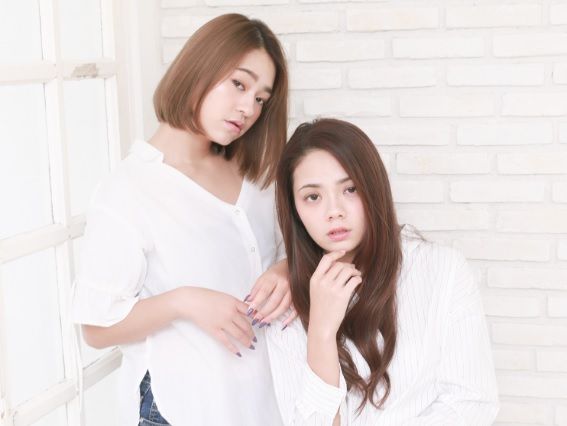 【京都駅】＜完全週休2日制＞＜社会保険完備＞全国に展開するヘアサロン☆安心の待遇＆充実の教育体制が魅力！完全週休2日でプライベートを充実させながら安心してスタイリストを目指すことが可能です♪TAYA ジェイアール京都伊勢丹店（タヤジェイアールキョウトイセタンテン）からアシスタント（美容師）の求人☆★