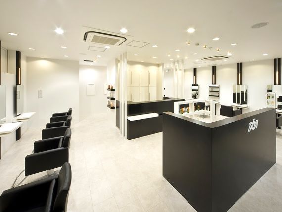 【尼崎駅】＜完全週休2日制＞＜社会保険完備＞全国に展開するヘアサロン☆安心の待遇＆充実の教育体制が魅力！プライベートを充実させながらスタイリストを目指すことが可能です♪TAYA 尼崎店（タヤアマガサキテン）からアシスタント（美容師）の求人☆★