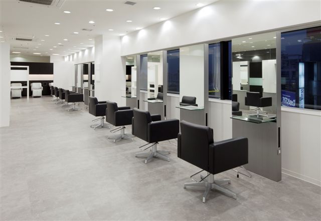 【中野】＜完全週休2日制＞＜社会保険完備＞抜群の待遇を擁する全国に展開するTAYAグループ☆充実の教育体制があり安心して美容師を続けられる環境です♪TAYA 中野マルイ店（タヤ ナカノマルイテン）からアシスタント（美容師）の求人☆★