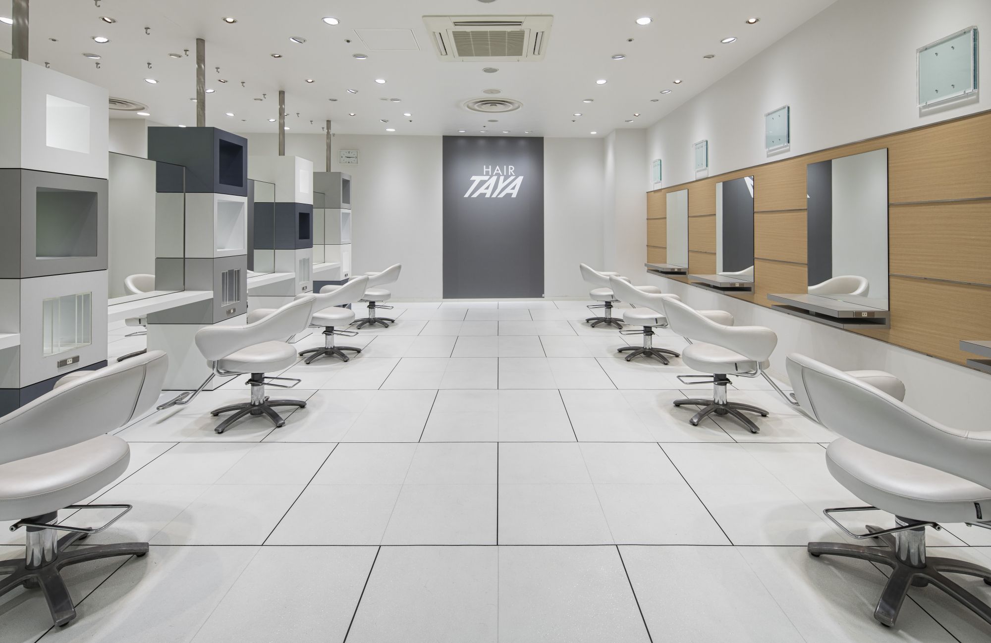 【津田沼】＜完全週休2日制＞＜社会保険完備＞抜群の待遇を擁する全国に展開するTAYAグループ☆入客チャンス〇月給30万円以上稼ぐことも可能♪TAYA ミーナ津田沼店（タヤ ミーナツダヌマテン）からスタイリスト（美容師）の求人☆★