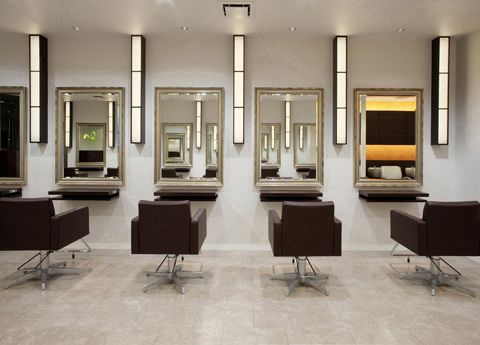 【麹町】<完全週休2日制><社会保険完備>などの抜群の待遇を整え、全国に展開するTAYAグループ☆入客チャンスが多く月給30万円以上の高収入も狙えます!プライベートもしっかりとれる♪TAYA 麹町店(タヤコウジマチテン)からスタイリスト(美容師)の求人☆★