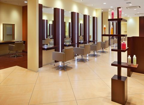 【四谷】＜完全週休2日制＞＜社会保険完備＞全国に展開するヘアサロン！高月給を目指せる◎歴史と実績のある会社なので安定して美容師を続けて行くことが可能です！さらにキャリアップできるサロン！「TAYA アトレ四谷店（タヤアトレヨツヤテン）」からスタイリスト（美容師）の求人☆★