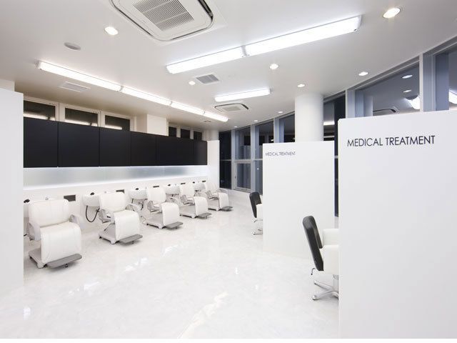【相模大野】<完全週休2日制><社会保険完備>大手ならではの抜群の待遇があり働きやすさ◎充実の教育体制があるので安心してスタイリストを目指せます!プライベートな時間もしっかり持てる!TAYA 相模大野店(タヤサガミオオノテン)からアシスタント(美容師)の求人☆★