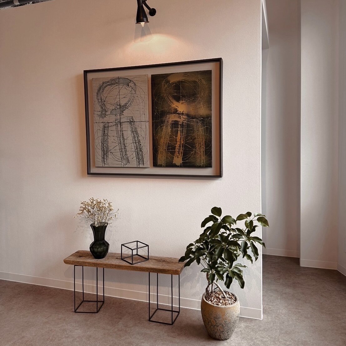 【服部天神】≪保証給25万円≫≪完全マンツーマン施術／1日3名まで≫≪アートや植物に囲まれたオシャレなプライベートサロン≫髪質改善ヘアエステ「髪質改善ヘアエステ Kolmeti.（カミシツカイゼンヘアエステコルメティ）」からスタイリスト（美容師）の求人☆☆