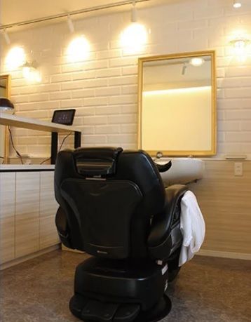 【沢ノ町】≪時給1200円スタート≫一人ひとりのお客様を丁寧に接客♪エステやヘッドスパも人気!「medical hair RoLO(メディカルヘアーロロ)」からスタイリスト(美容師・理容師)の求人☆★