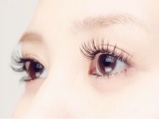 【向日町】日祝定休★月給22万〜★社保完備★19時まで★女性の働きやすさを一番に考えた地域密着型サロン ”unverite（アンベリテ）”からアイリスト（アイデザイナー・まつ毛エクステ）の求人★☆★