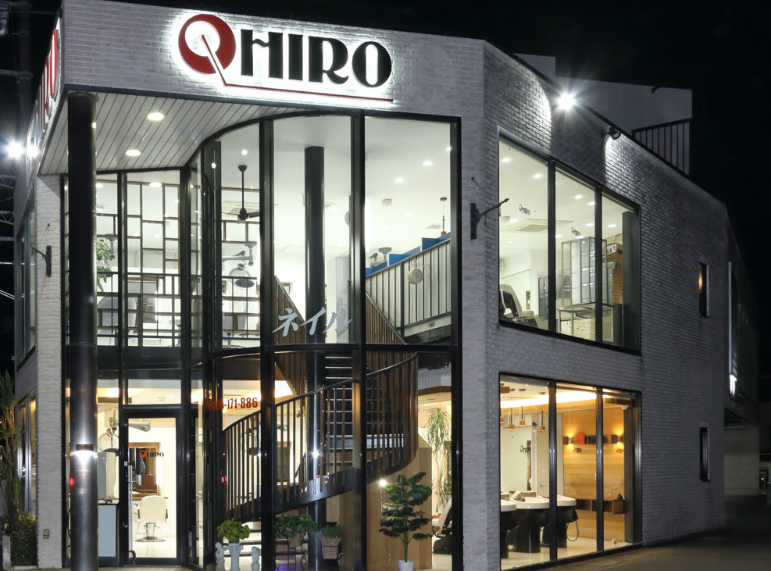 【熊谷】≪社会保険完備≫≪週休2日制≫≪営業時間シフト制≫福利厚生も整っているので安心して働くことが出来ますよ♪お客様との距離も近い、アットホームなサロン“hair HIRO 中西店(ヘアーヒロナカニシテン)”からスタイリスト(美容師)の求人☆★