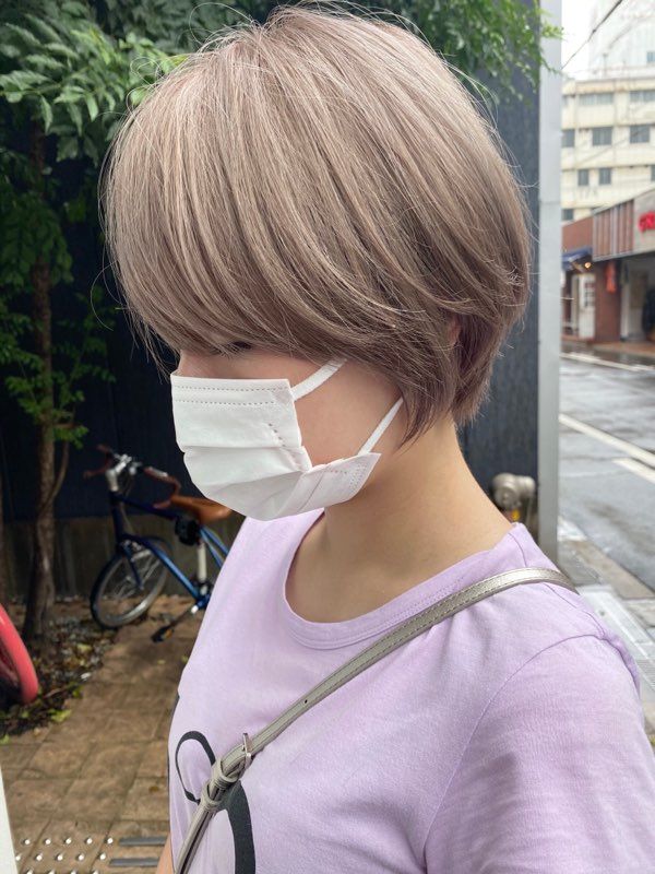 【アメ村】≪月給19〜20万円!!≫≪月8日休み≫≪2年デビュー≫今後の店舗拡大に向けスタッフさん募集中！中心部からトレンドを発信!!長く美容師として活躍できるよう全力でサポート！「NINE hair-studio （ナインヘアスタジオ）」からアシスタント（美容師）の求人☆★☆