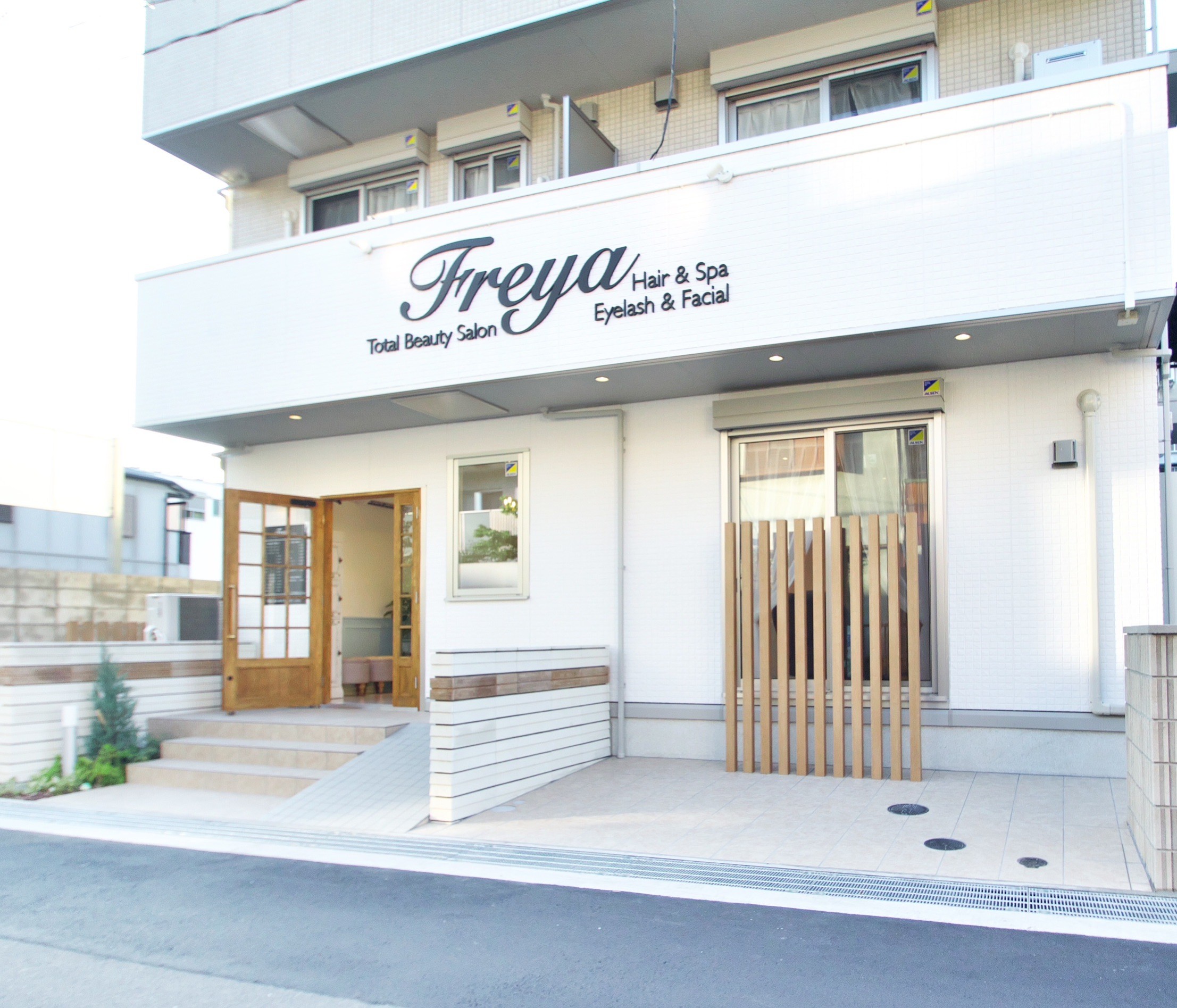 Freya Total Beauty Salon