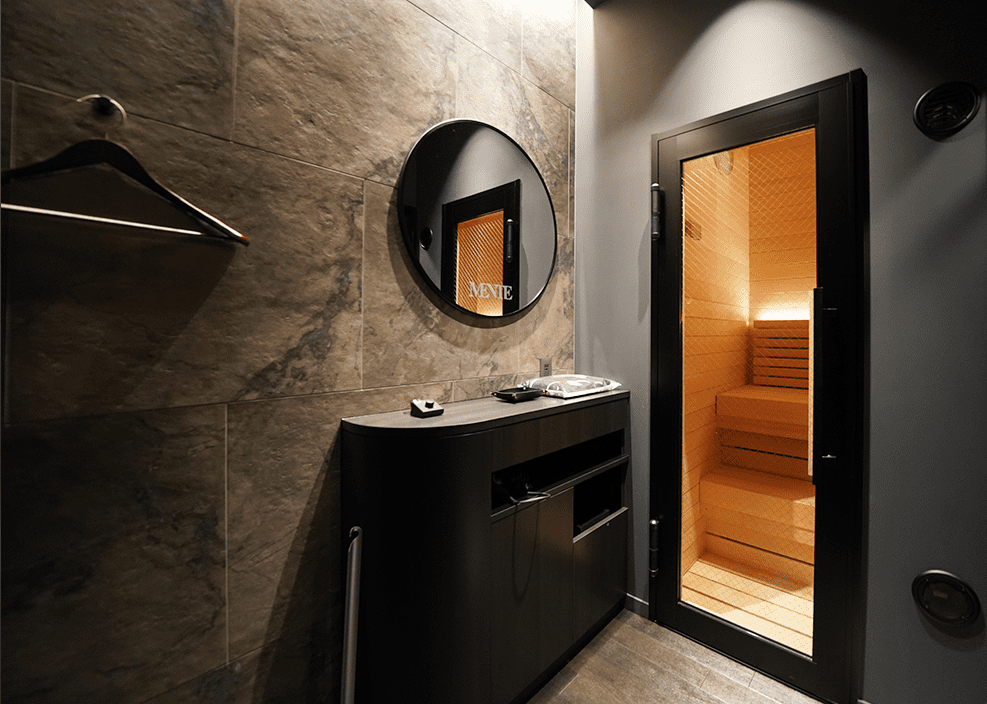 【大阪梅田】≪月給25万円以上≫≪完全週休2日≫≪実働8時間≫≪社会保険完備≫男性に一流の技術とサービスを。顧客と深くとことん向き合うメンズ専門の実力派美容サロン！ヘッドスパ、マッサージ、フェイシャルなどメニューも豊富！個室スパも話題の「MENTE 梅田店（メンテ ウメダテン）」からエステティシャンの求人★☆