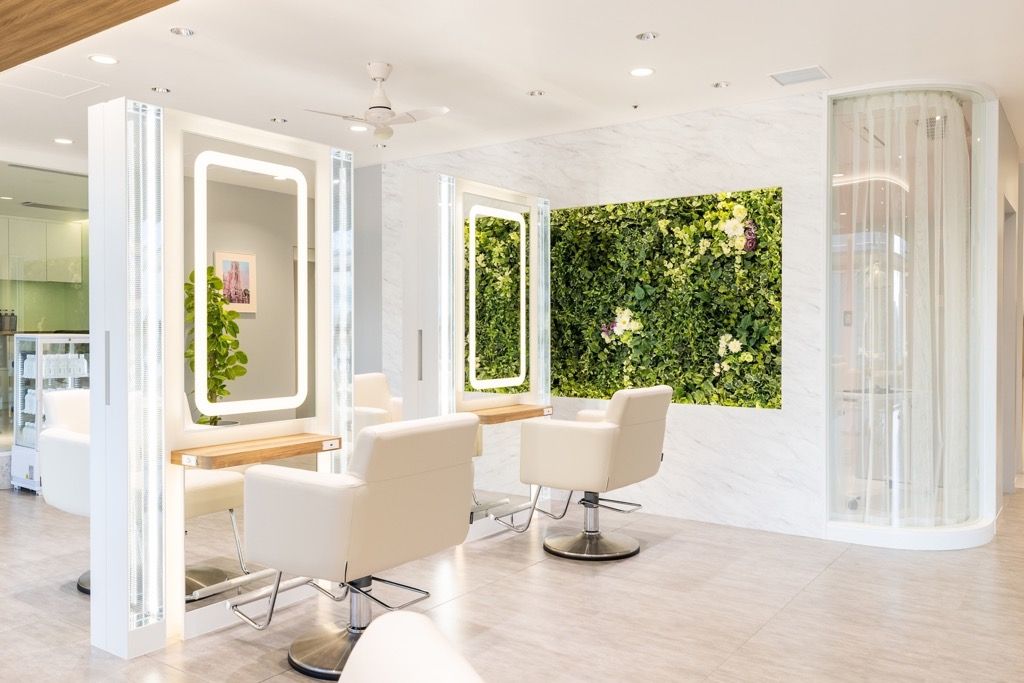 【天神】≪社会保険完備・ヘアメイクや撮影も学べる・髪質改善≫しっかりした集客力なので入客チャンスばっちり！最高品質のサービスと技術を学べる！「air-fukuoka（エアーフクオカ）」からスタイリスト（美容師）の求人☆★