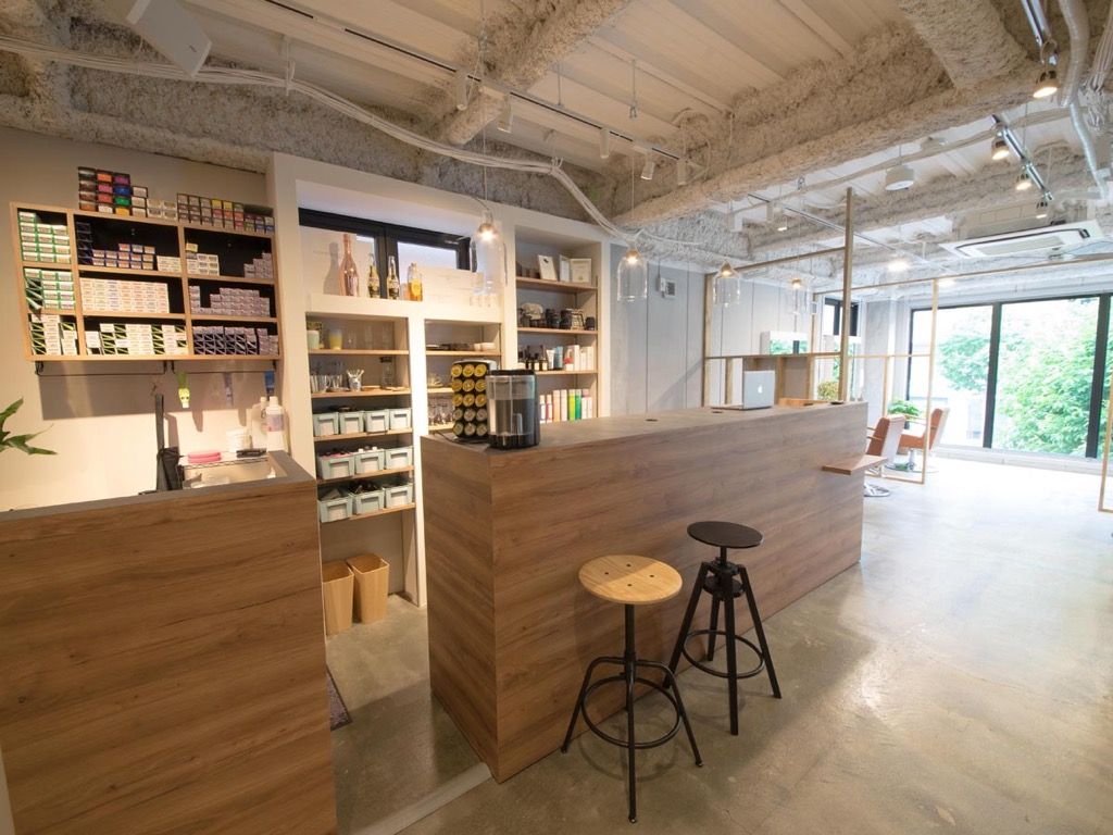 【西田辺】◆未経験、新卒生OK・社会保険完備・月給22.5万円・19時までに退勤可能・営業時間内レッスン可能・1年目からケアリストとしてデビュー可能◆実力派オーナーが手掛けるプライベートサロン!一人ひとりの目標やビジョンに向けたカリキュラムを作成します!「Litze osaka(ライツオオサカ)」からアシスタント(美容師)の求人☆★☆