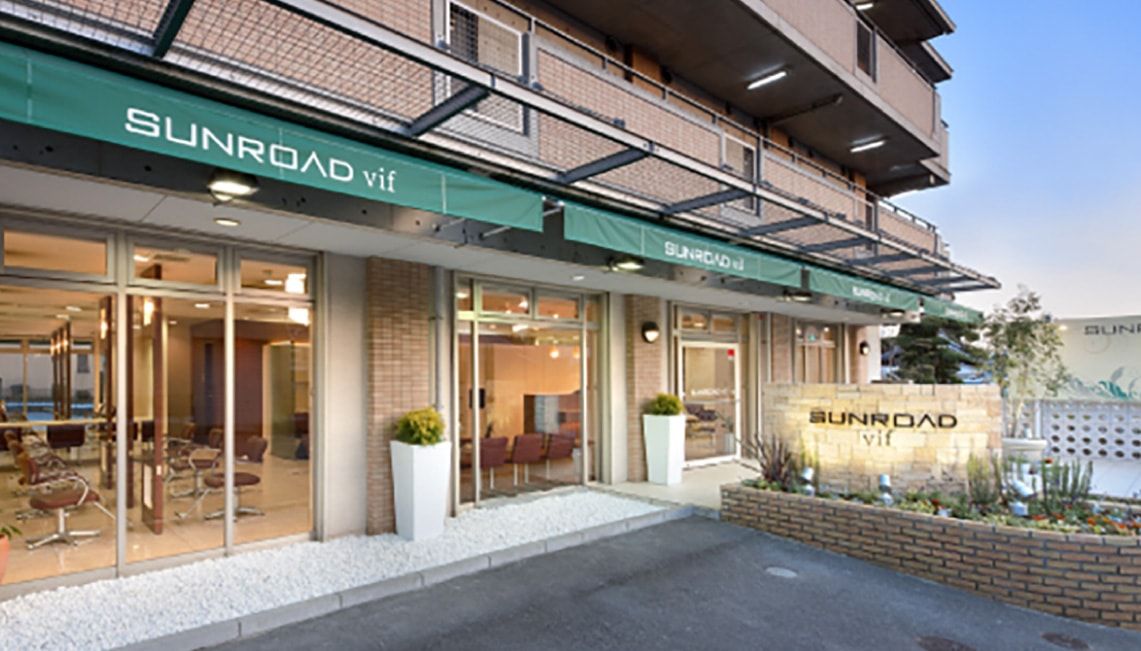 【長尾】≪月8日休み≫≪社会保険完備≫≪リフレッシュ休暇あり≫≪産休制度あり≫着付けやメイクも学べる！美容師を長く続けられる環境がオススメポイント！幅広い層のお客様から支持される人気のお店ですよ！「（サンロードヴィフ）」からアシスタント（美容師）の求人☆★☆