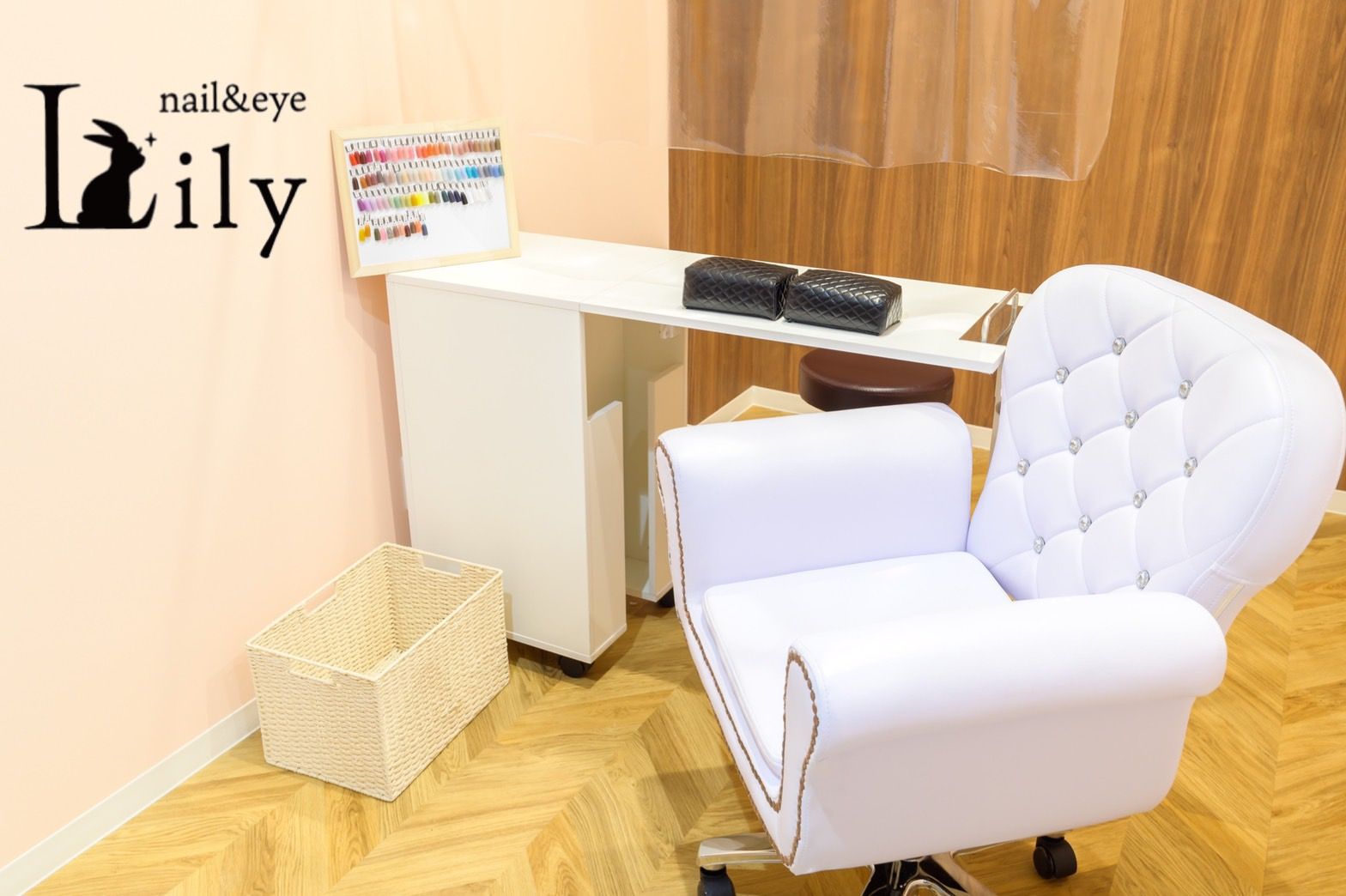 【住道】≪完全週休2日制＆社会保険完備≫≪有給休暇あり≫地域の皆様に愛されるサロン。女性が永く活躍できる環境バッチリ！「nail&eye Lily 住道店（ネイルアンドアイリリー スミノドウテン）」からネイリスト（ネイル）の求人☆☆