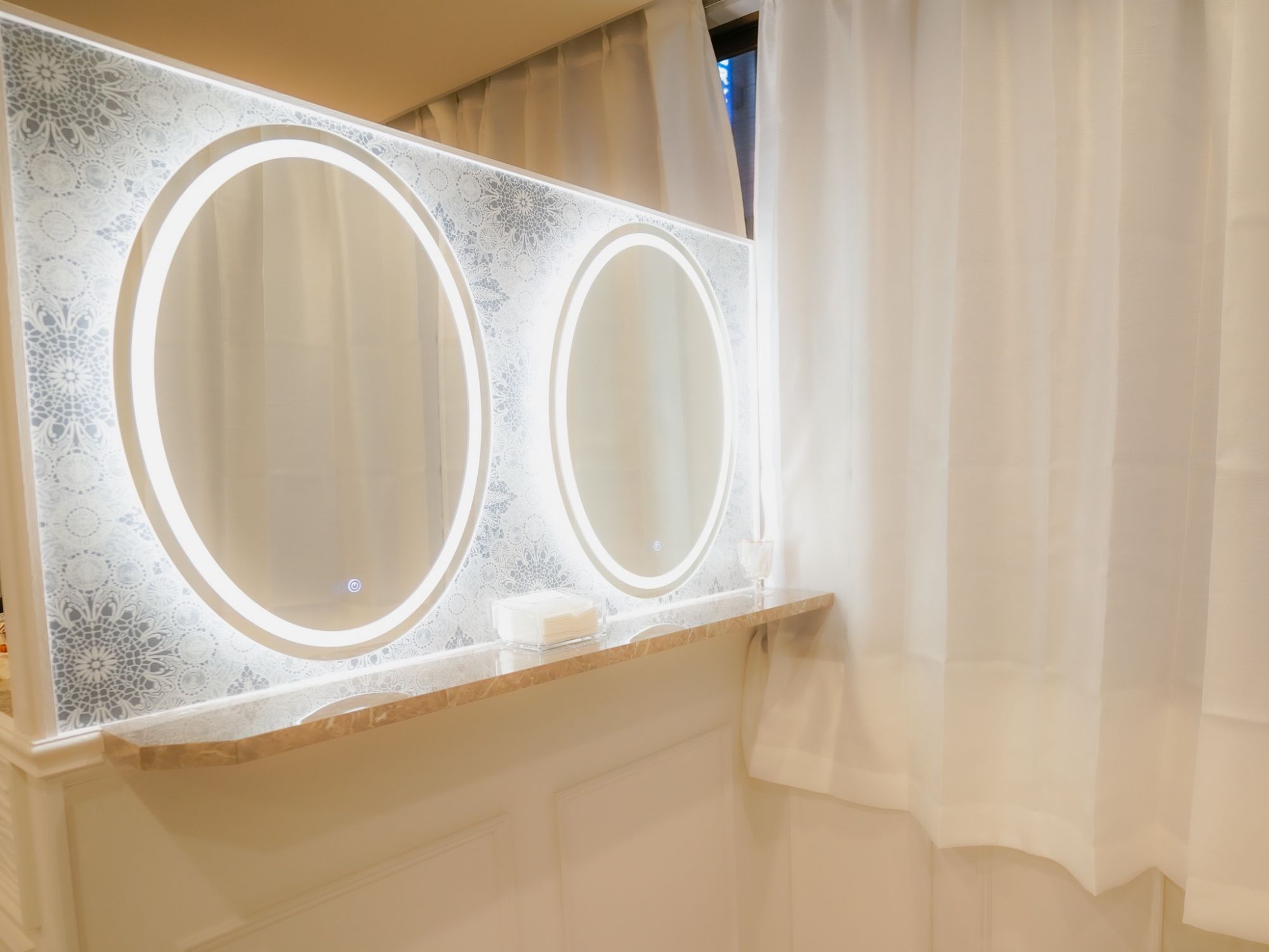 【大宮駅】■指名料全額バック・バースデー休暇あり・産休育休制度あり■50万円以上の月収も可能！安心の研修制度も魅力「アイブロウ&まつげパーマ専門店 NUEVO 大宮西口駅前店（アイブロウアンドマツゲパーマセンモンテンヌーヴォオオミヤニシグチエキマエテン）」からアイリスト（アイデザイナー・まつ毛エクステ）の求人☆☆