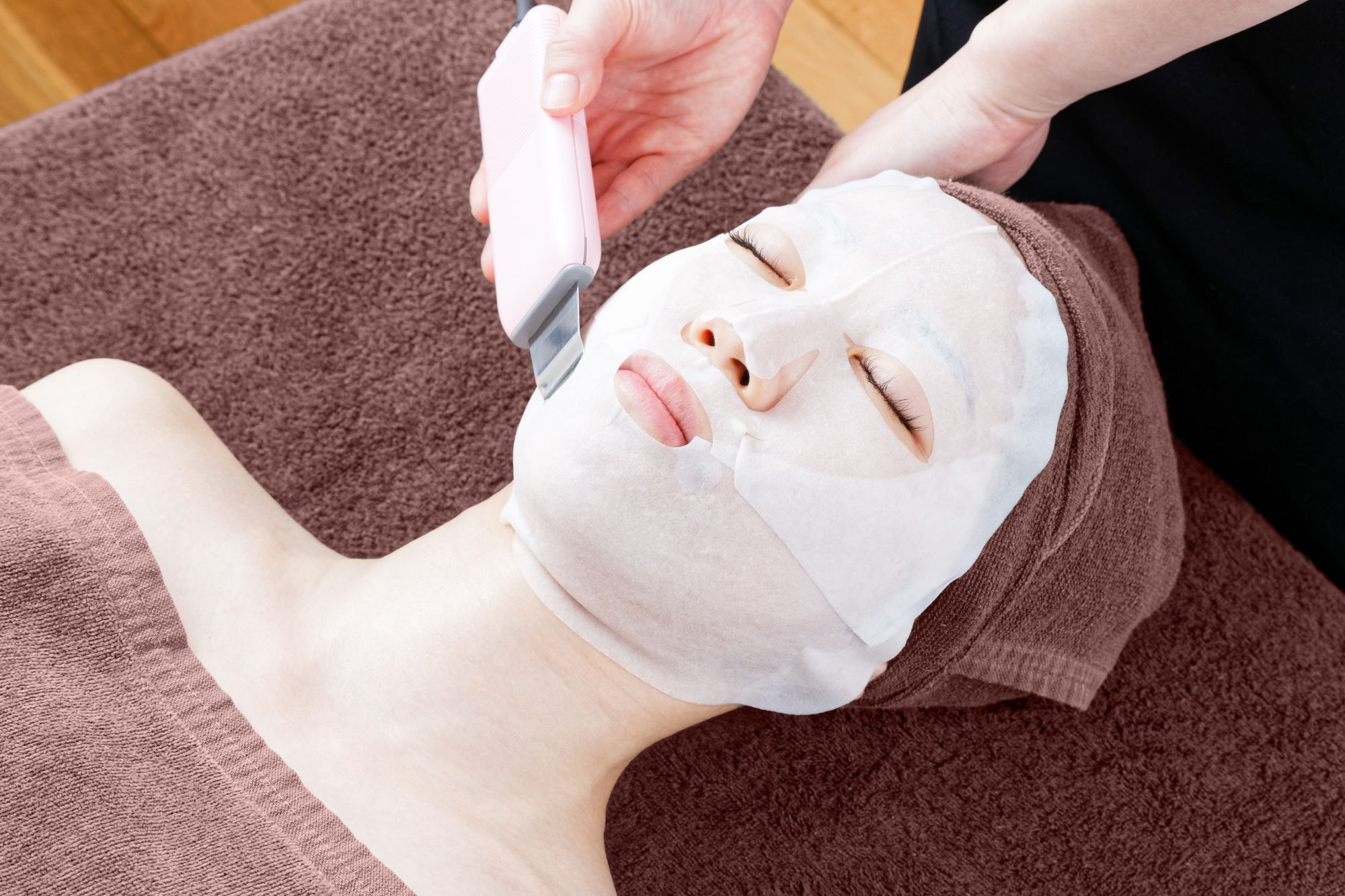 【茅ヶ崎駅】◆日曜定休・産休育休制度あり・退職金制度あり・社会保険完備◆などの嬉しい待遇と未経験の方でも安心の研修制度が魅力です！地域のお客様に愛されるBEAUTY REVERSE 湘南ちがさき店（ビューティーリバースショウナンチガサキテン）からエステティシャンの求人☆☆