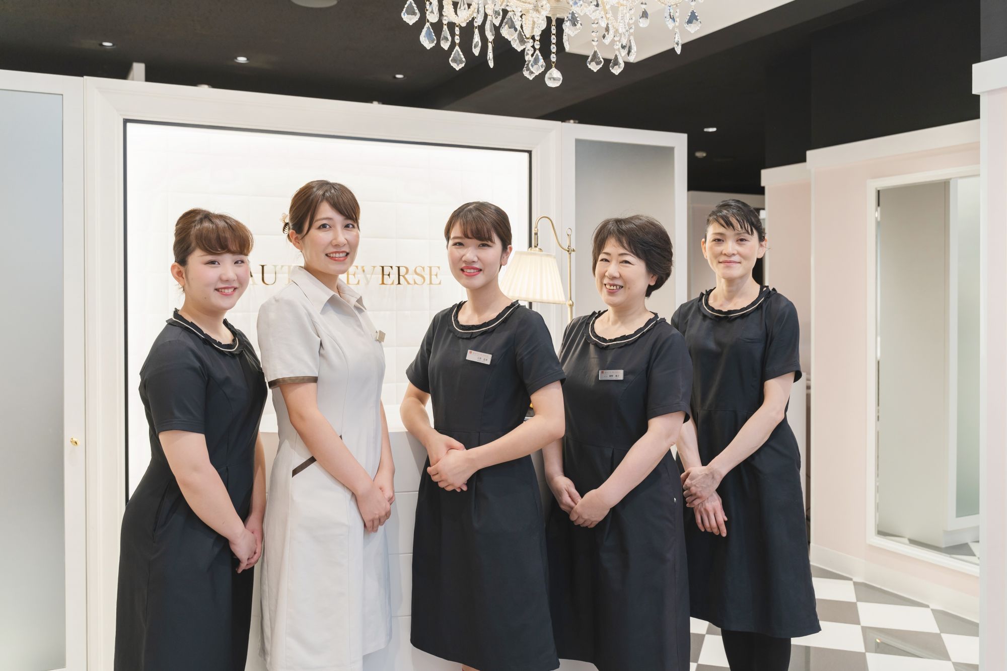 【相模大野】◆日曜定休・産休育休制度あり・退職金制度あり・社会保険完備◆素晴らしい抜群の待遇と未経験の方でも安心して学べる研修システムが魅力です！地域のお客様に愛されるBEAUTY REVERSE 相模大野店（ビューティーリバースサガミオオノテン）からエステティシャンの求人☆☆