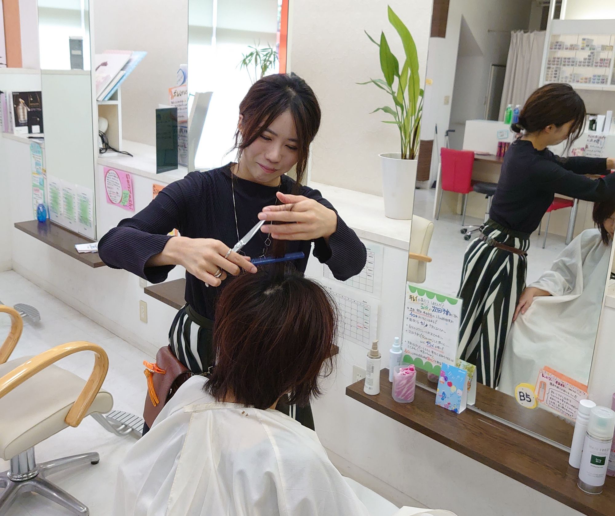 【高田市駅】≪月7,8日休み≫≪平均退社時間19時≫≪夏季冬季休暇あり≫スタッフの仲が良くチームワーク抜群!働きやすい環境が整っています!faire(フェール)からアシスタント(美容師)の求人☆★☆