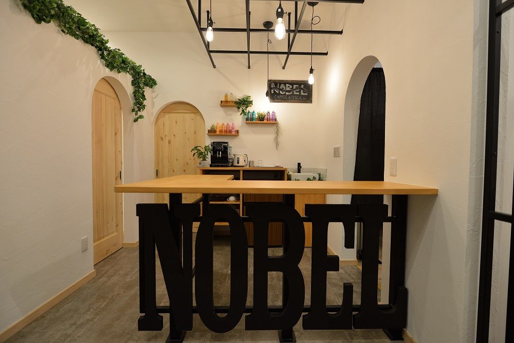 【福知山駅】≪月8日休み＆努力次第で2年での早期デビューが可能！≫レッスンをしても21時頃には退社可能。スタッフの働きやすい環境をこれから作っていきますよ！「Hair&Relaxation NOBEL（ヘアアンドリラクゼーションノーベル）」からアシスタント（美容師）の求人☆★☆