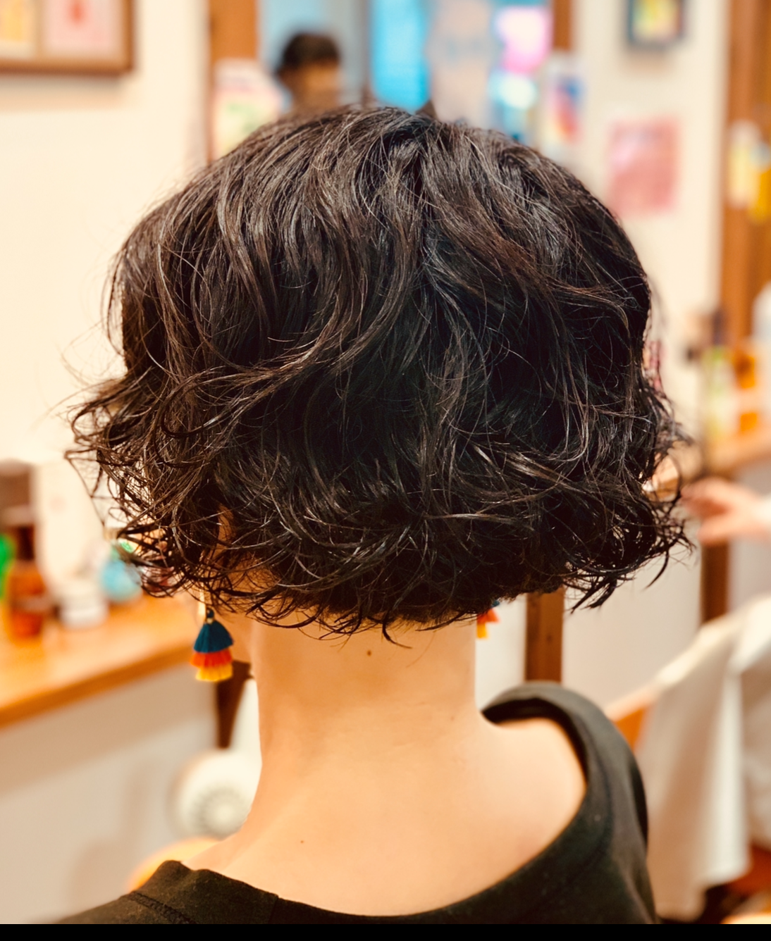 【常盤】≪第1日曜定休≫≪月給18万円〜≫≪社会保険完備≫≪20時までに退社可能≫≪デビューまで最短2年≫スタッフの仲がよくアットホームな雰囲気のサロン。長く働ける環境が整っています！hair work smile（ヘアーワークスマイル）からアシスタント（美容師）の求人☆★