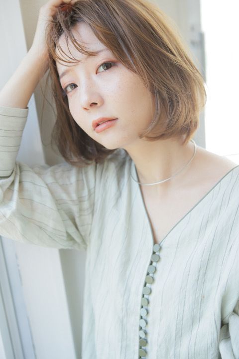 【西梅田】≪完全週休2日制≫≪社会保険完備≫≪有給休暇あり≫≪20時までに退勤可能≫高待遇でどなたでも働きやすい環境があります!女性のスタッフと女性のお客様のみのマンツーマンサロン「nouvelle.(ヌーベル)」からスタイリスト(美容師)の求人☆★