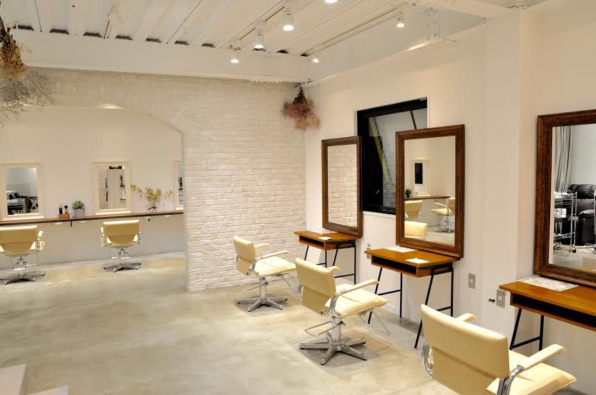 【赤塚】◆住宅手当あり・休日数の選択可能・有給休暇あり・社会保険完備◆入客数が多く、売り上げもしっかりスタッフに還元！！自分に合った働き方が出来る！GOOD NEIGHBORS 赤塚店（グッドネイバーズアカツカテン）からスタイリスト（美容師）の求人★☆