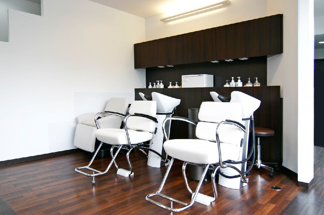 【砥堀】≪月給25万円≫≪社会保険完備≫≪20時までに退勤可能≫≪地域密着型≫≪スタッフの仲がいい≫スタッフの仲が良く働きやすさ抜群！スキルアップしてきたい方にピッタリ！「Hair Make RASIC 砥堀店（ヘアメイクラジックトホリテン）」からスタイリスト（美容師）の求人★☆