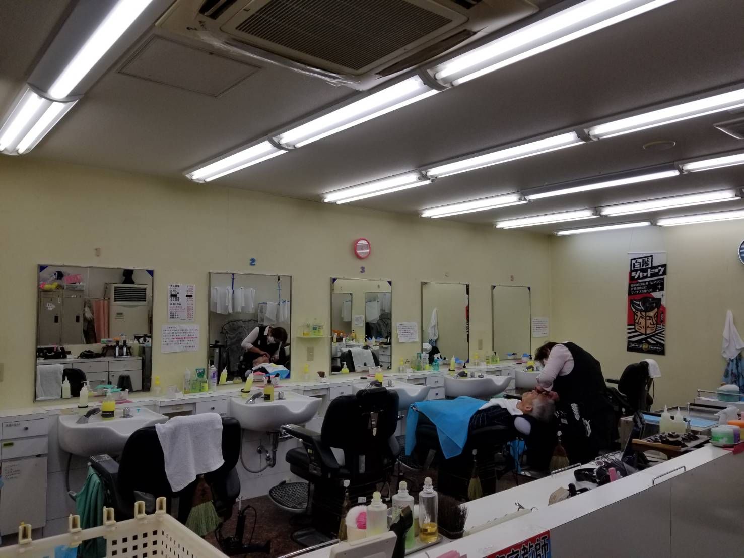 【山田川】≪月給33万円〜≫≪社会保険完備≫≪有給休暇あり≫地域密着型のアットホームなサロン！今までの経験を活かして楽しく働きましょう！「カットハウス ゼロ 山田川店（カットハウスゼロヤマダガワテン）」から理容師（理容室）の求人★☆