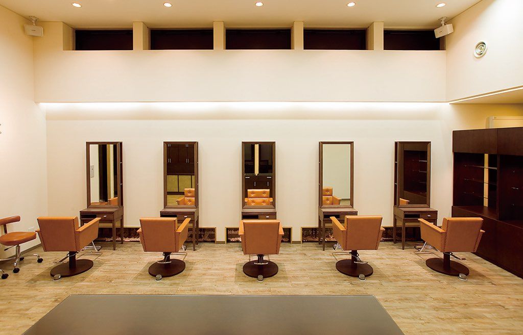 【駅家】≪高月給スタート・第3日曜日休・社会保険完備≫年間休日100日以上で働きやすい環境を創っています！！スタッフ満足度を高め長くお仕事できる環境を作っているヘアサロン「coco・labo（ココラボ）」からアシスタント（美容師）の求人☆★