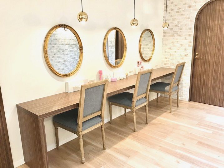 【心斎橋】関東の人気サロンが関西に上陸!!≪社会保険完備・賞与あり・頑張り次第でしっかり還元するシステム≫こだわりのあるおしゃれで可愛い店内Aries 心斎橋店(アリーズシンサイバシテン)からアイリスト(アイデザイナー・まつ毛エクステ)の求人★☆★