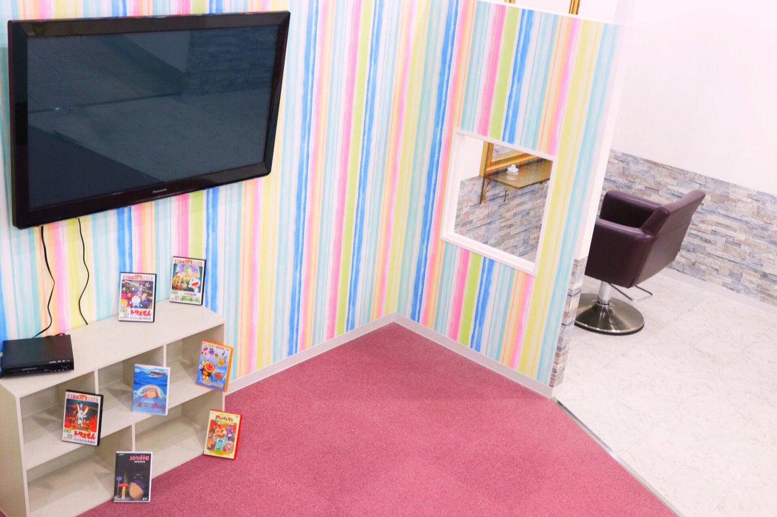 【曽根】≪完全自由シフト制≫≪最低保証給あり≫≪マンツーマン入客≫薬剤など商材も充実しているので、提案できるメニューも豊富！理想の働き方ができるサロン「IDEAL 豊中桜塚店（イデアルトヨナカサクラヅカテン）」からスタイリスト（美容師）の求人☆★