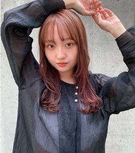 【西梅田】≪社会保険完備≫≪月8日休み≫ナチュラル&カジュアルなスタイルはお任せ!撮影にも力を入れてます!外国人風カラーなどトレンドにも強いサロン「Defi 梅田店(ディフィーウメダテン)」からスタイリスト(美容師)の求人☆★